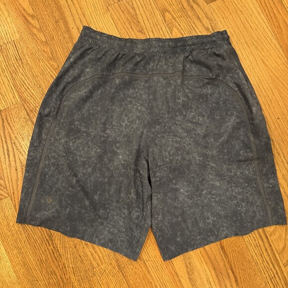 Lululemon Shorts Mens Large Blue Pace Breaker Training Performance Gym Stretch - Picture 8 of 10